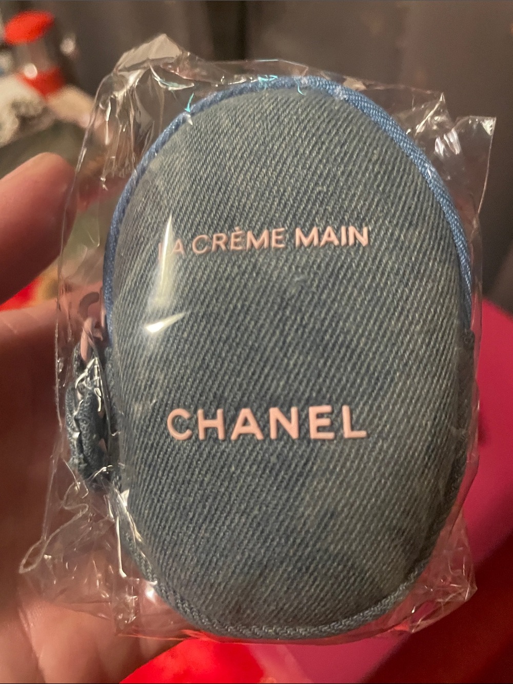 GWP La Crème Main Hand Cream with Denim Pouch in Blue & Pink - Picture 12 of 17